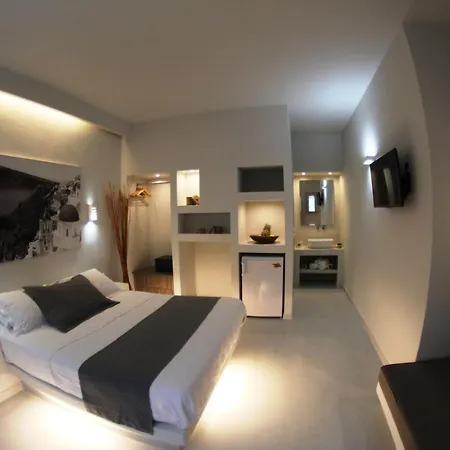 Sealaviesuites Beachfront