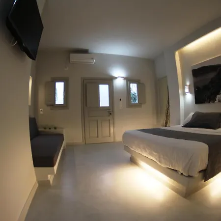 Hotel Sealaviesuites Beachfront Perissa (Santorini)