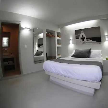 Sealaviesuites Beachfront Hotel